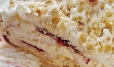 Вкусный и нежный десерт. Рецепт меренгового рулета