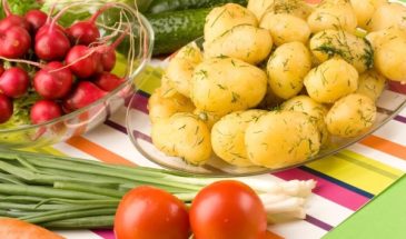 Любимое весеннее блюдо: как вкусно приготовить молодой картофель с укропом