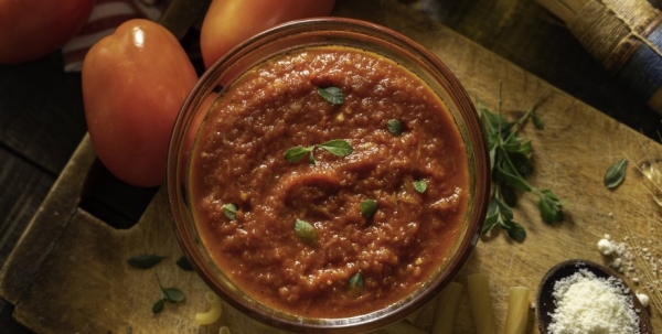 Лучшая добавка: как приготовить идеальный соус к макаронам на зиму