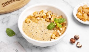 Амарантовая каша с грушей и фундуком