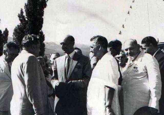 1957 год в гостях у Артека - Король Афганистана Мухаммед Захир Шах и дважды Герой Советского Союза С.А.Ковпак