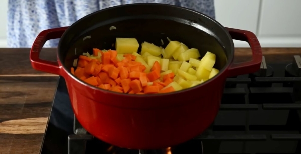 Картофельный суп без мяса