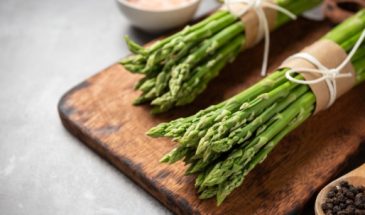 Вкусная новинка, которую очень легко готовить: простой рецепт спаржи