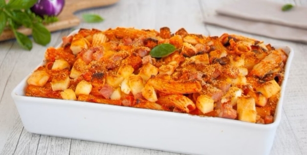 Вкусное блюдо на ужин: рецепт запеченных макарон с помидорами