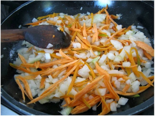 Борщовая заправка с помидорами, перцем и морковью на зиму