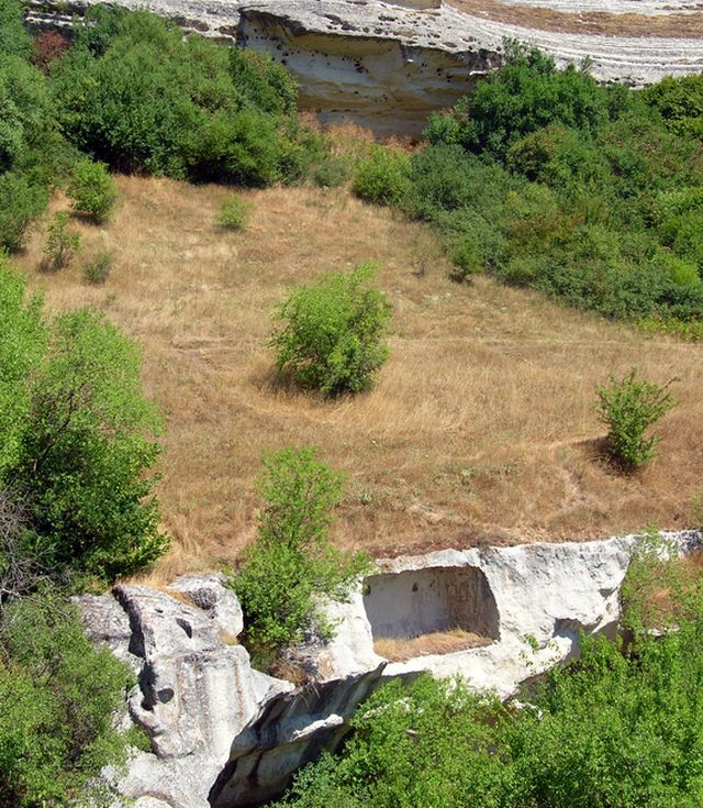 Пещерный город Бакла. Крымские горы