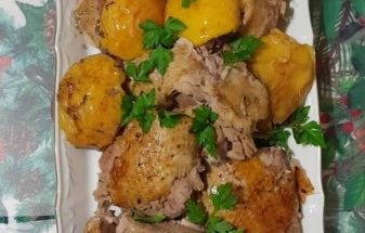 Рецепт: Утка в рукаве с яблоками — По-домашнему