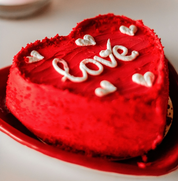 Торт, который покорит любое сердце: рецепт «Красного бархата» от победительницы «Мастер шеф»