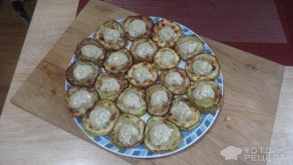 Рецепт: Кабачки жареные, закусочные - Очень красивое и вкусное блюдо.