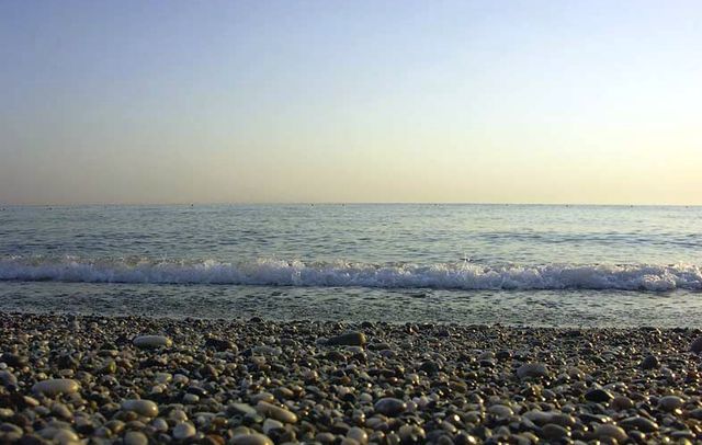 Галька на берегу Чёрного моря