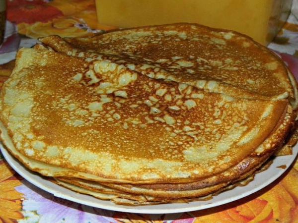 Тонкие блины на молоке с дырочками