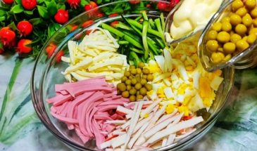 Самый вкусный салат с крабовыми палочками. Быстрый закусочный салат для любого случая