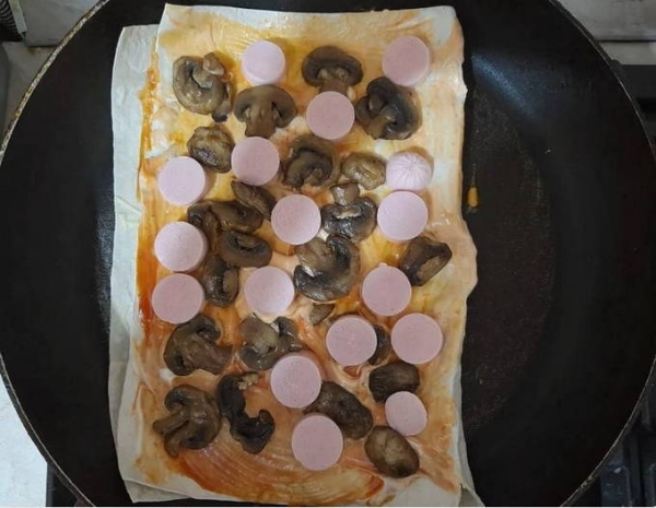 Пицца из лаваша
