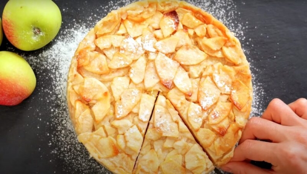 Французский яблочный пирог: много яблок и мало теста. Изумительно вкусный и нежный
