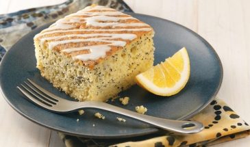 Вкусный влажный лимонно-маковый кекс к чаю или кофе