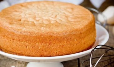 На праздничный стол: рецепт вкуснейшего ванильного торта