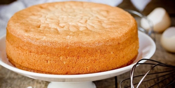 На праздничный стол: рецепт вкуснейшего ванильного торта