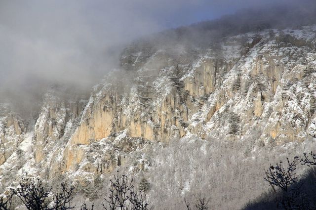 Стены большого каньона. Крымские горы