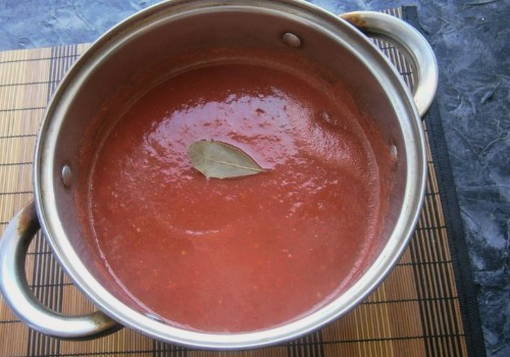 Помидоры в томатном соке на зиму