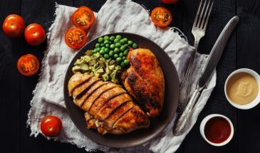 Как сделать куриное филе мегасочным: шеф раскрыл все ресторанные тайны