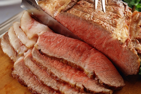 Зачем мясо перевязывают бечевкой. Для чего это нужно и как влияет на вкус мяса