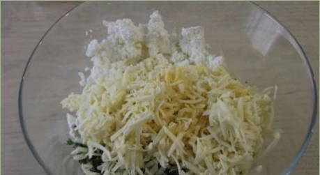 Ачма из лаваша с сыром и творогом в духовке