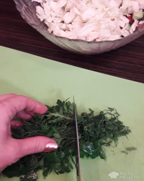 Рецепт: Салат из пекинской капусты с овощами - С рукколой, томатами и оливковым маслом