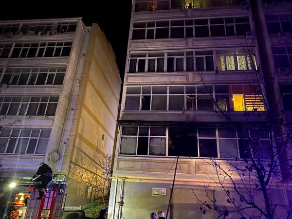 В Севастополе ночью горела квартира