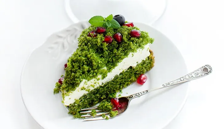 Какой пляцок приготовить на Пасху: праздничный рецепт торта "Зеленый мох"