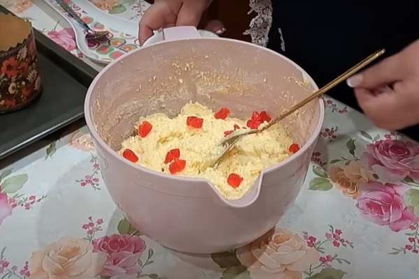 Кулич за 1 час. Быстрый и вкусный рецепт: без дрожжей и расстойки теста