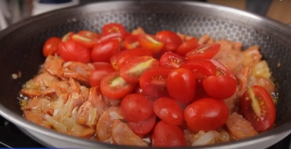 Готовлю почти каждый день: запеканка с помидорами и картошкой. Простой и вкусный рецепт