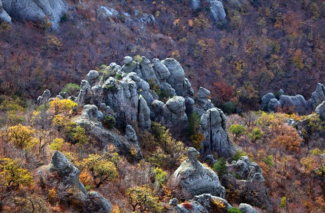 Скалы - результат выветривния. Демерджи