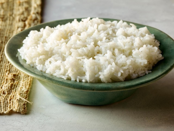 Не повторяйте эти ошибки: как варить рис, чтобы он не слипался