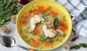 Двойная уха из щуки с пшеном