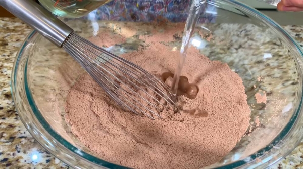 Шоколадный пирог на воде
