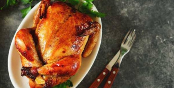 Курица, запеченная с лимоном и чесноком: рецепт блюда на выходные