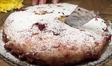 Знаменитый клубничный торт с 1 яйцом. Рецепт без духовки: вкусно и быстро