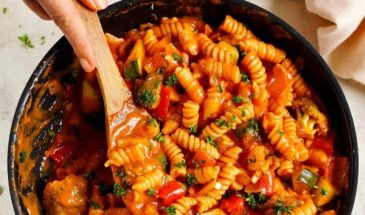 Рецепт самых легких осенних макарон с особым соусом