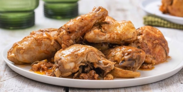 Вкусно и просто: рецепт курицы, запеченной с паприкой