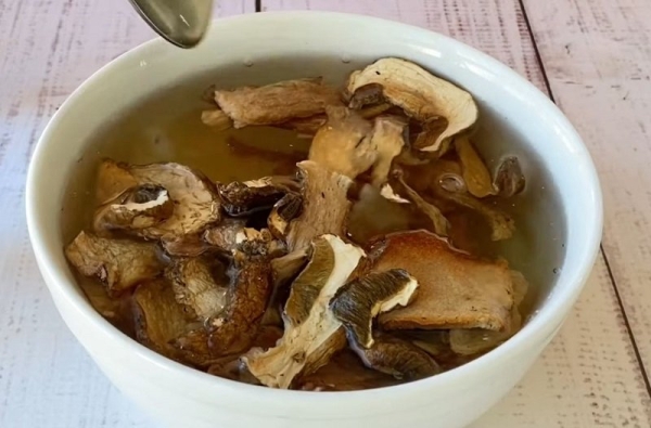 Постный грибной суп