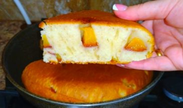 Этот пирог вкуснее любого торта. Румяная выпечка без духовки: готов за 30 минут