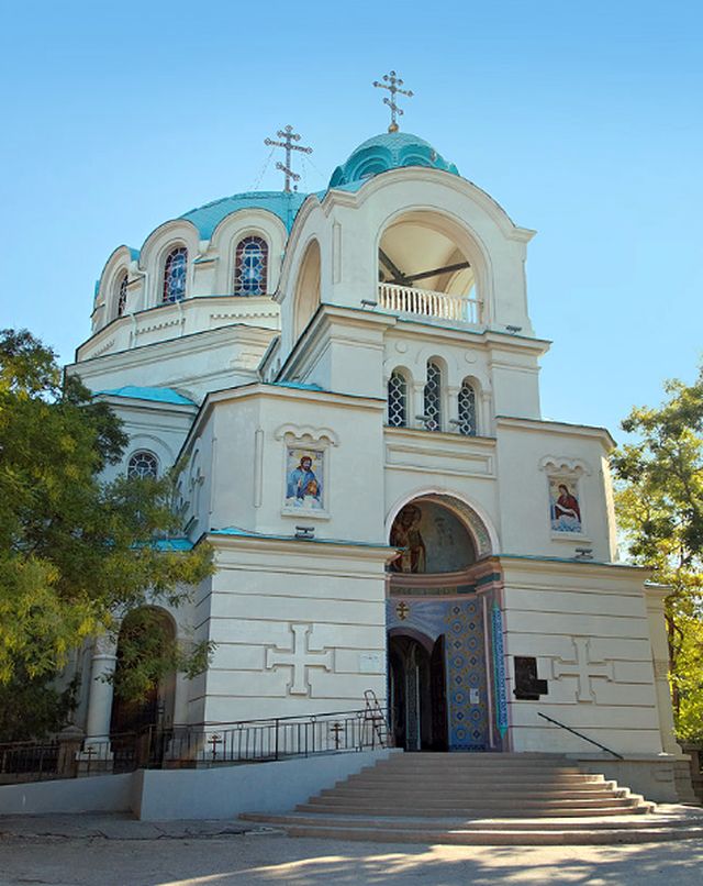 Свято-Никольский собор и Ильинская церковь в Евпатории