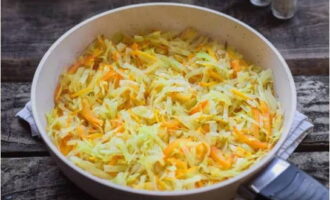 Тушеная капуста классическая
