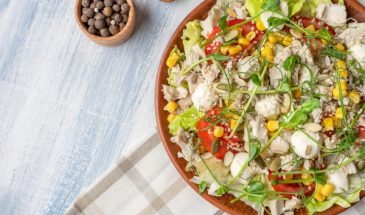 Пальчики оближешь: готовим простой и вкусный салат из пекинской капусты