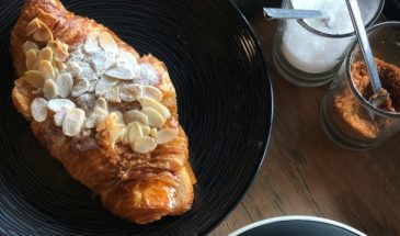 Его цена зашкаливает: парижский круассан, который покорил Тикток – причина такой популярности