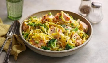 Попробуйте за 15 минут приготовить что-то вкуснее: рецепт пасты с лососем и брокколи