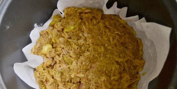 Пирог «Три стакана» с яблоками
