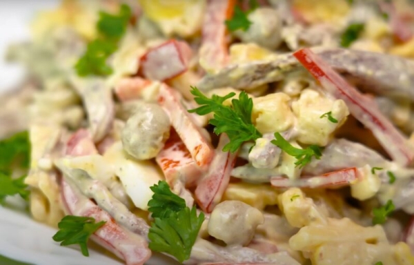 Вместо надоевшего «Оливье». Салат без картошки «Белорусочка» — вкусный и полезный рецепт