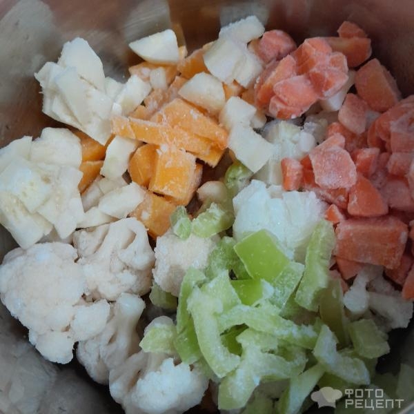 Рецепт: Детский (диетический) рисовый суп "Шесть овощей" - На бульоне из индейки, суп на скорую руку.