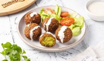 Фалафель с тахини